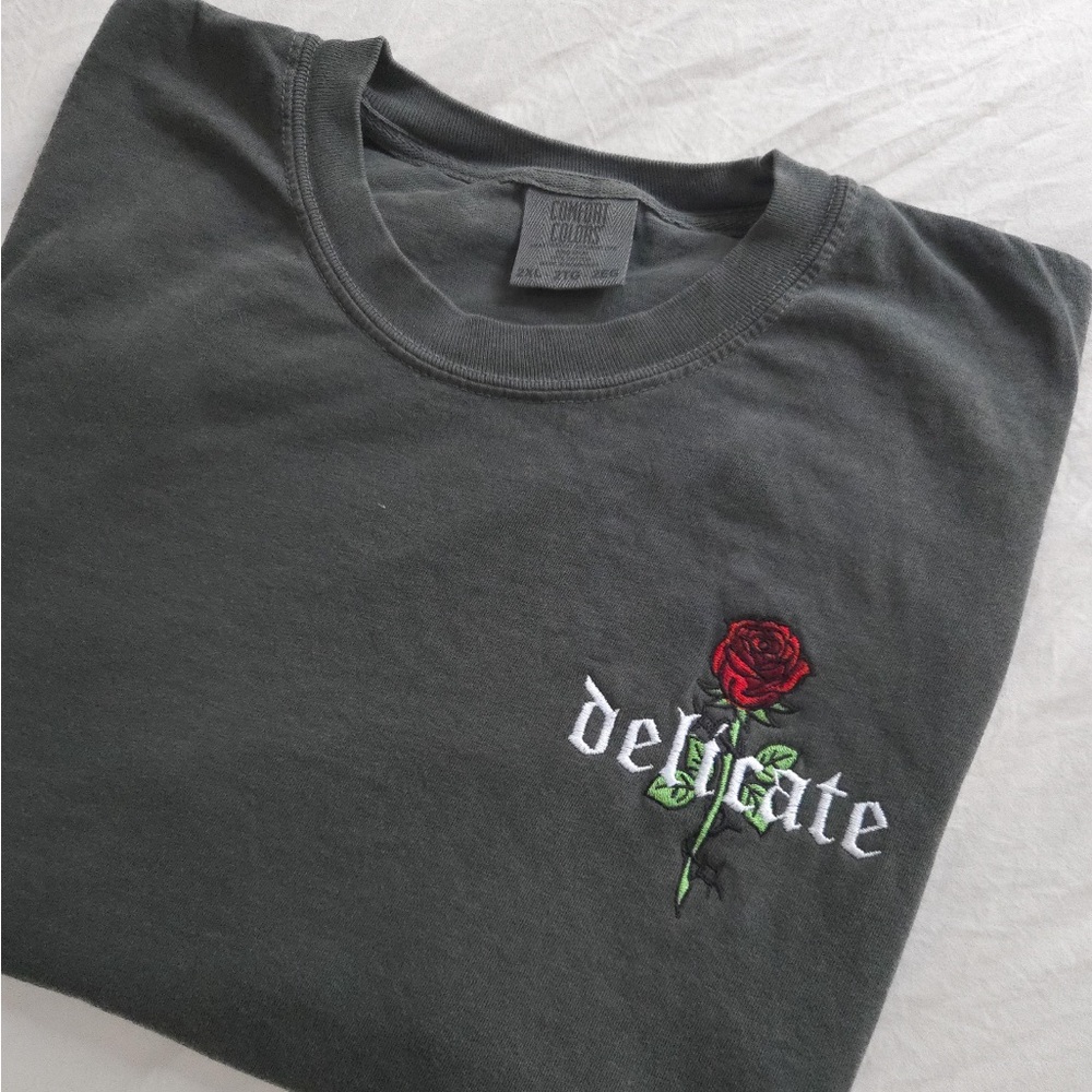 NWOT Comfort Colors “Delicate” T-Shirt with Rose Embroidery - Picture 2 of 8